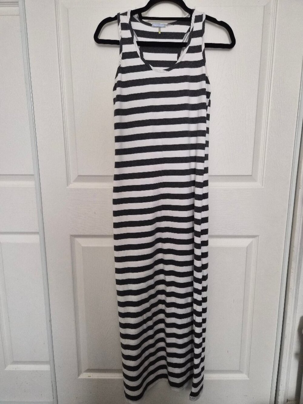 Papas & Beer Striped Maxi Dress Small